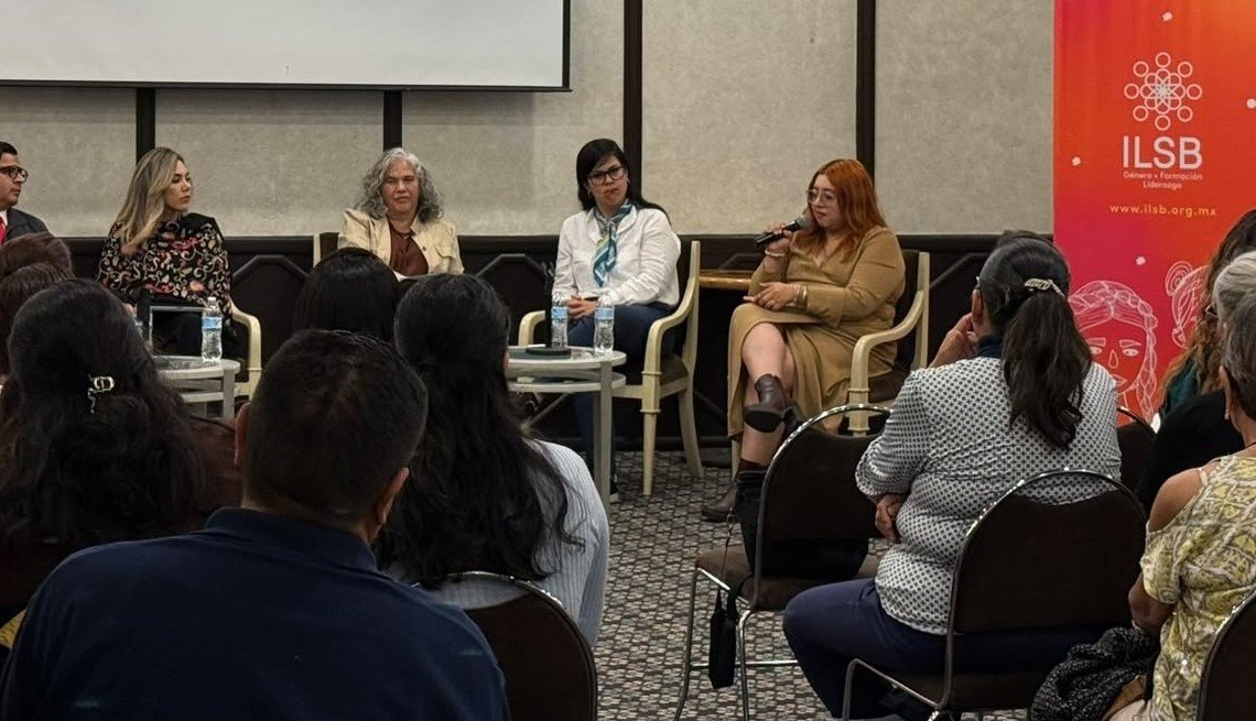 Cuidadoras de Hidalgo comparten experiencias en encuentro nacional