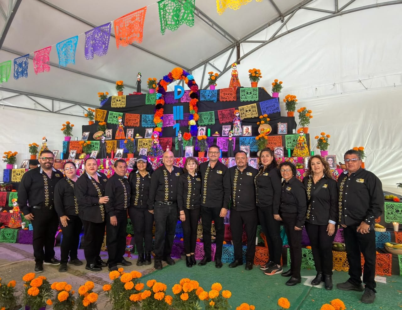 D-III-1 honra a sus difuntos con Fiesta de las Ánimas